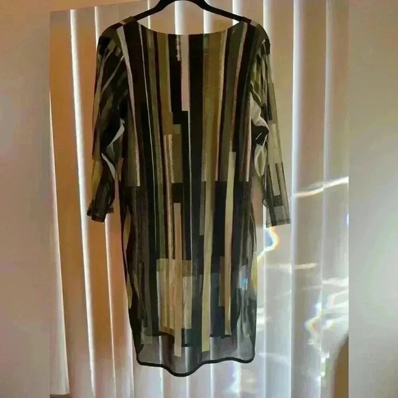 NWOT Alfani Printed Mesh Tunic, brand new never worn. Army green mixed color - Picture 5 of 15